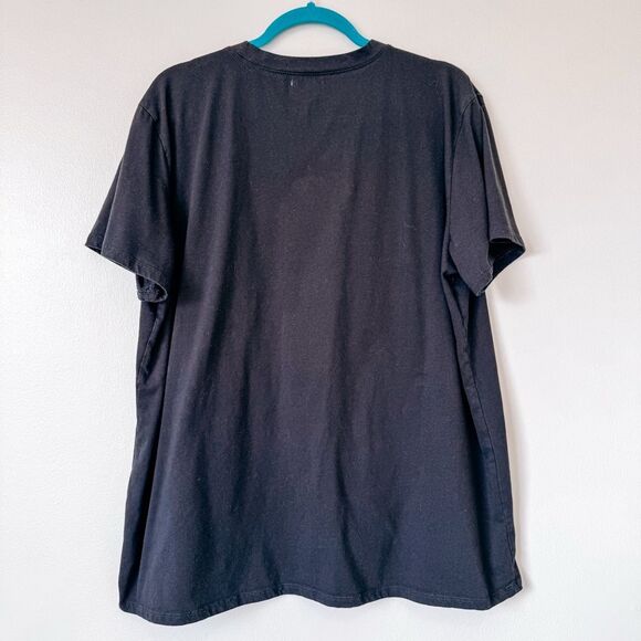 Maurices Black Short Sleeve Kiss Band Graphic Tee Size XXL - Picture 6 of 6